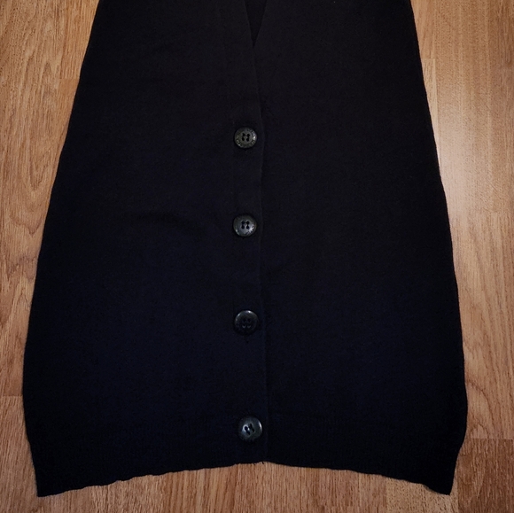 Miley Cyrus Max Azria Cotton Knit Button Down Sweater Vest Black Medium - Picture 4 of 10